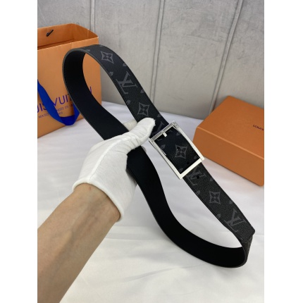 Louis Vuitton AAA Belts in 155065
