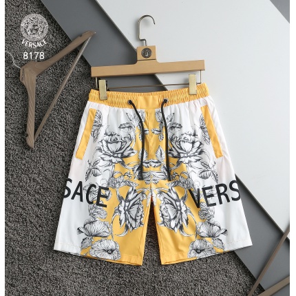 Versace Short Pants For Men in 155101