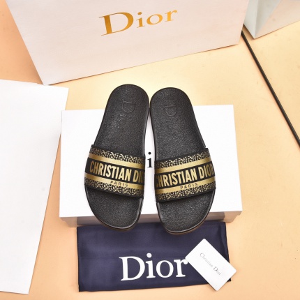 Dior Slippers For Men in 155158