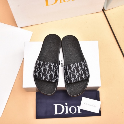 Dior Slippers For Men in 155159