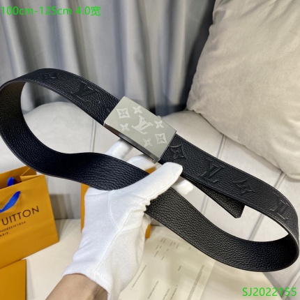 Louis Vuitton AAA Belts in 155287