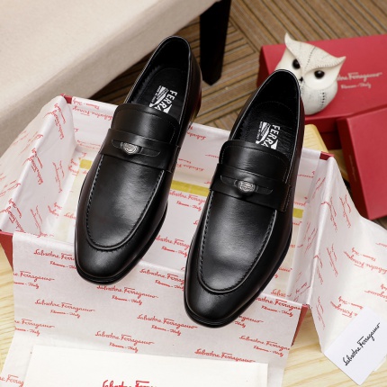 New Arrivals Ferragamo Leather Shoes For Men in 155572