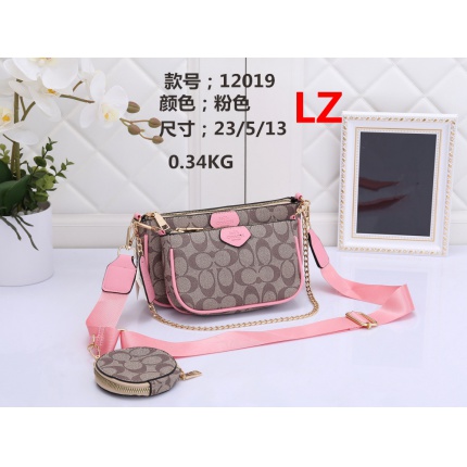 Coach Cross Bags in 155760