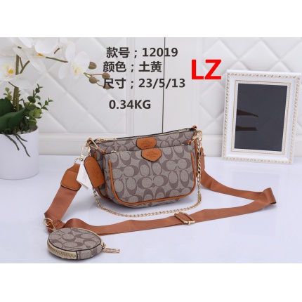 Coach Cross Bags in 155763