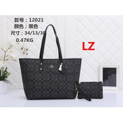 Coach Handbags in 155774