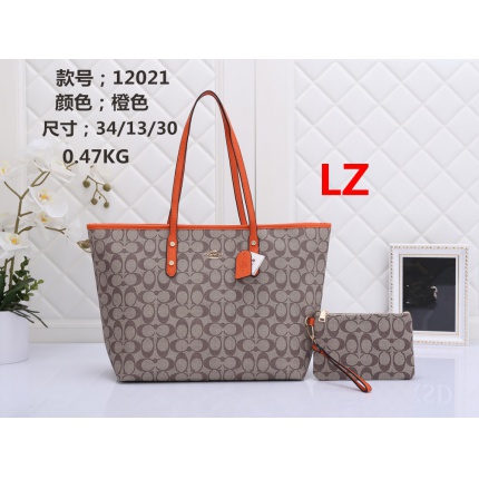 Coach Handbags in 155778