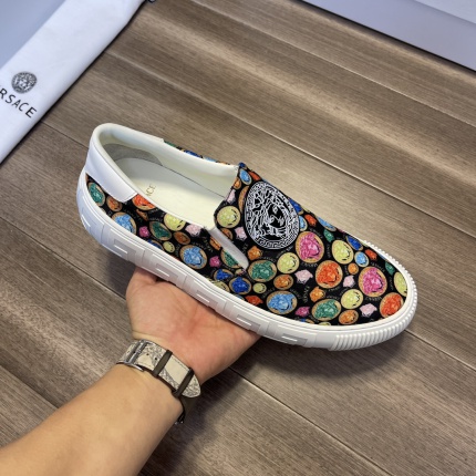 Versace Sneakers For Men in 155884