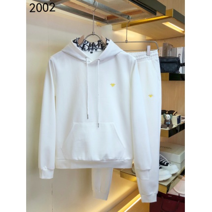 Dior Tracksuits for Men in 156000
