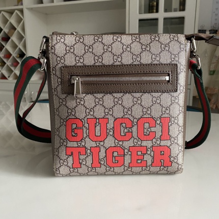 New Arrivals Gucci AAA quality Crossbody Bags For Men in 156089