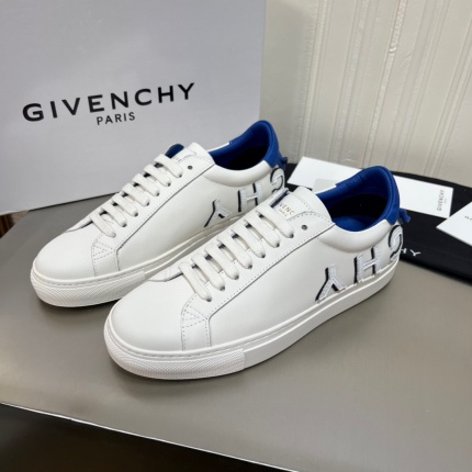 Givenchy Sneakers Size 35-45 in 156098