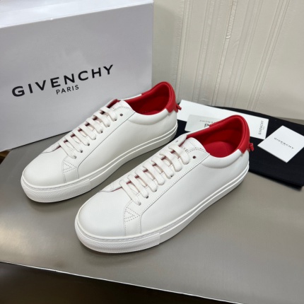 Givenchy Sneakers Size 35-45 in 156103