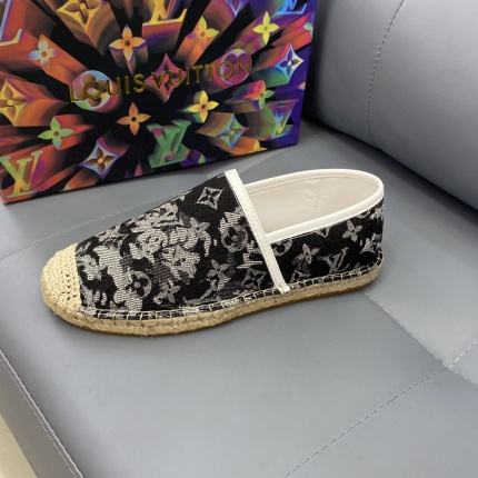 New Arrivals Louis Vuitton Loafers For Men in 156160