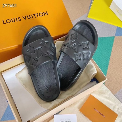 New Arrivals Louis Vuitton Slippers size 35-45 in 156183