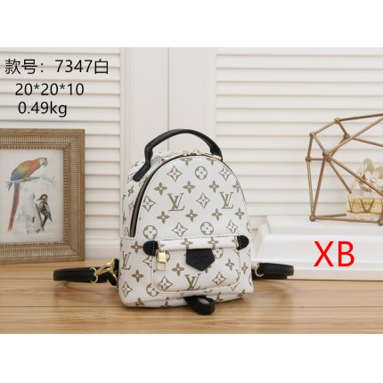 Cheap Louis Vuitton Backpacks in 156350