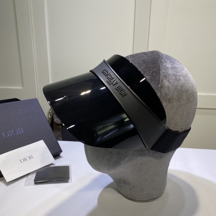 Dior Hats in 156498