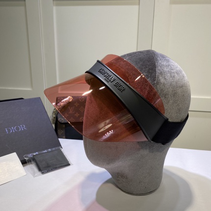 Dior Hats in 156503