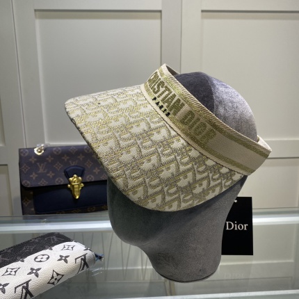 Dior Hats in 156519