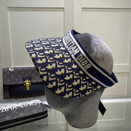 Dior Hats in 156520