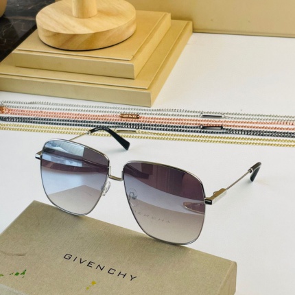 Givenchy AAA Quality Glasses in 156837