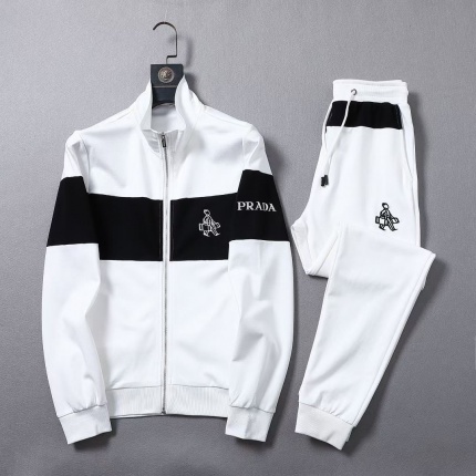New Arrivals Proda Tracksuits Size M-3XL in 156900