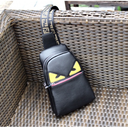 New Arrivals Fendi AAA quality Crossbody Bags For Men in 156972