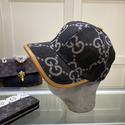 Gucci AAA Hats in 157055
