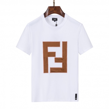 FENDI T-shirts for Men in 157157