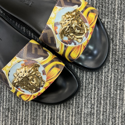 New Arrivals Versace x Fendi Slippers For Men in 157187