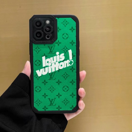 Louis Vuitton AAA+++ Phone cases in 157284
