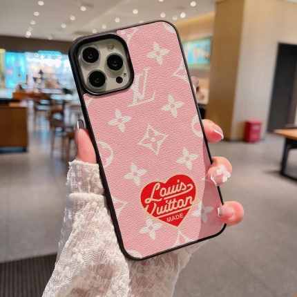 Louis Vuitton AAA+++ Phone cases in 157291