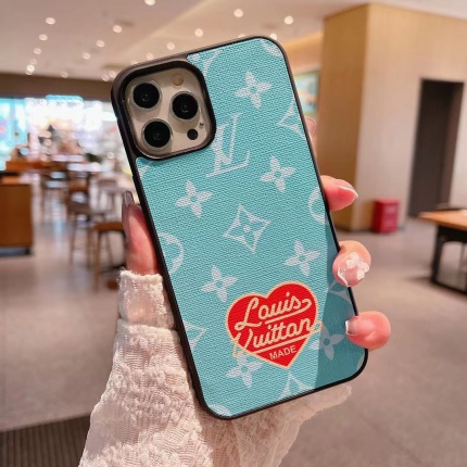 Louis Vuitton AAA+++ Phone cases in 157294