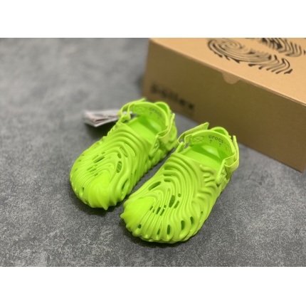 New Arrivals Salehe Bembury x Crocs Sandals size 35-45 in 157369