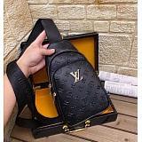 New Arrivals Gucci AAA quality Crossbody Bags For Men in 156965