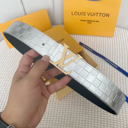 Louis Vuitton AAA Belts in 157566
