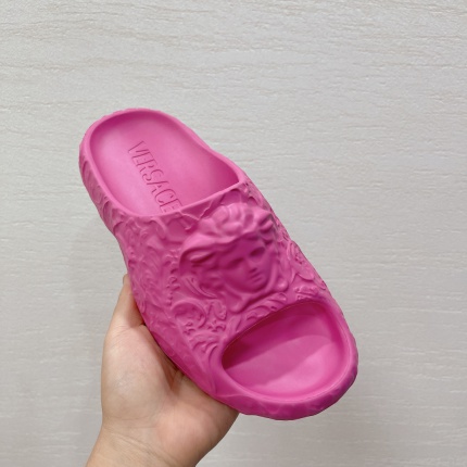 New Arrivals Versace Slippers size 36-46 in 157576