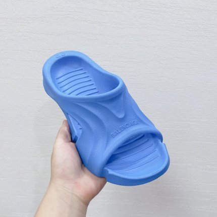 New Arrivals Balenciaga Slippers size 36-45 in 157580