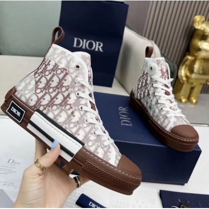 New Arrivals Dior Sneakers For Men in 157596