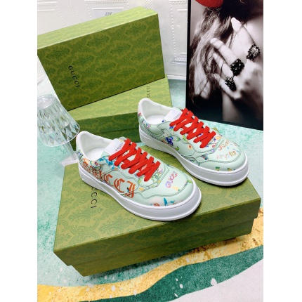 Gucci Sneakers For Women in 157663