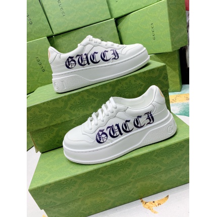 Gucci Sneakers For Women in 157665