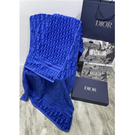New Arrivals Dior Bath Towel a set in 157739