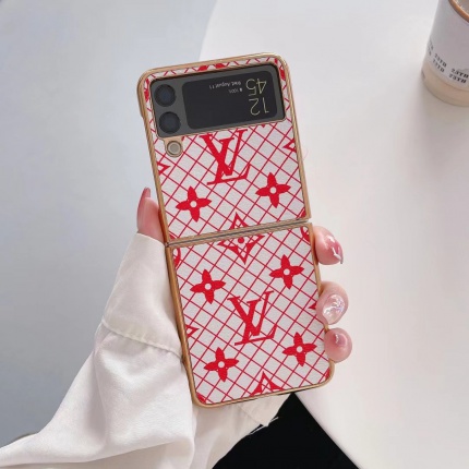 Louis Vuitton AAA+++ Phone cases in 157975