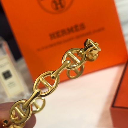 Hermes Bracelets in 157987