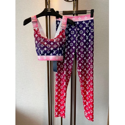 New Arrivals Louis Vuitton Yoga Suits For Women in 158058