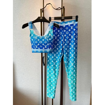 New Arrivals Louis Vuitton Yoga Suits For Women in 158059