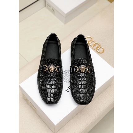 New Arrivals Versace Loafers For Men in 158085