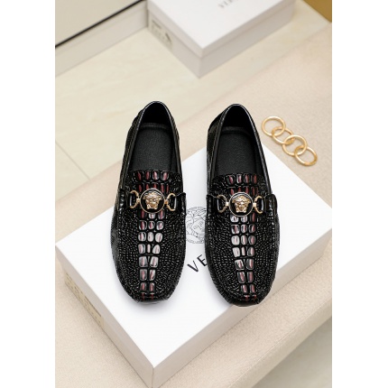 New Arrivals Versace Loafers For Men in 158086