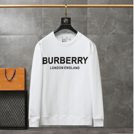New Arrivals Burberry Hoody size XS-L in 158615