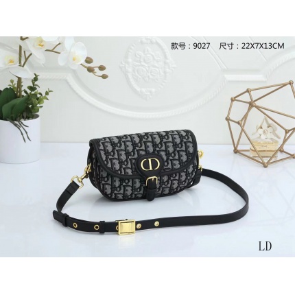 Cheap Dior Bags in 158884