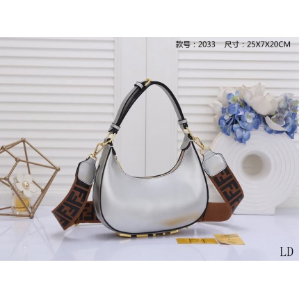 Cheap Fendi Handbags in 158903