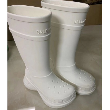 New Arrivals Balenciaga Boots For Women in 159345